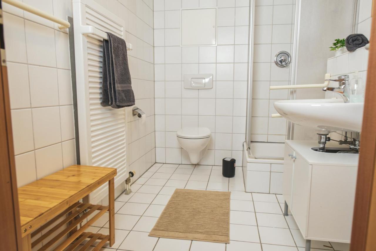 FULL HOUSE Studios - KornhausSupreme Apartment - Balkon, NETFLIX, WiFi Dessau-Rosslau Exterior foto
